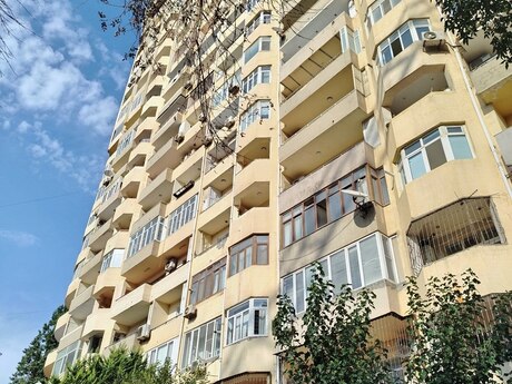Elan №6508147 - Bakı, Nizami m., 4 otaqlı, 250 m², 2/16 mərtəbə