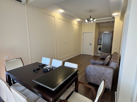 Kirayə 2 otaqlı mənzil, 65 m², Zümrüd Residence: 1 100 ₼/ay 3