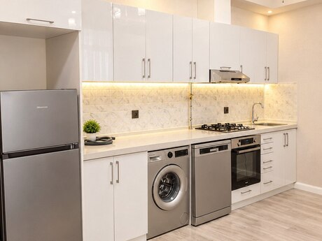 Kirayə 3 otaqlı mənzil, 147 m², 28 May: 1 500 ₼/ay 3