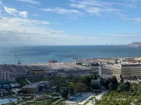 Elan №6508328 - Bakı, Ağ şəhər q., 2 otaqlı, 65 m², 10/20 mərtəbə
