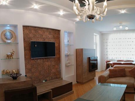 Memar Əcəmidə 3 otaqlı yeni tikili mənzil satılır, 130 m², 285 000 AZN, şəkil 3 / 12