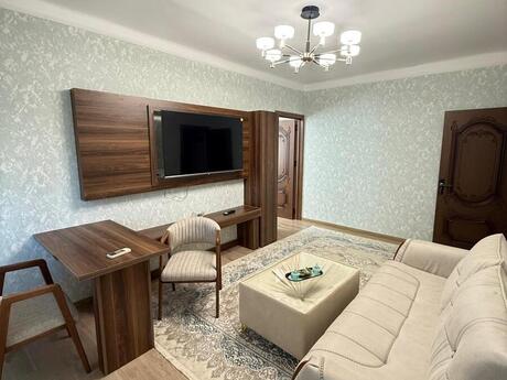 2-room apartment for rent, 55 m², Binəqədi: 650 ₼/mo 2