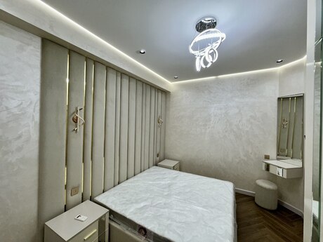Elan №6508477 - Bakı, Neftçilər m., 2 otaqlı, 65 m², 15/17 mərtəbə