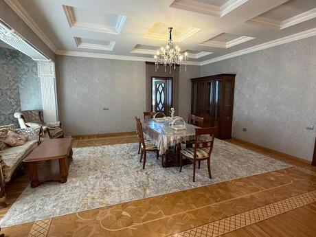 4-room apartment for rent, 200 m², Nərimanov: 2 500 ₼/mo 3