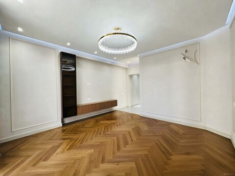 3-room apartment, 116 m², 28 May: 470 000 ₼ 5