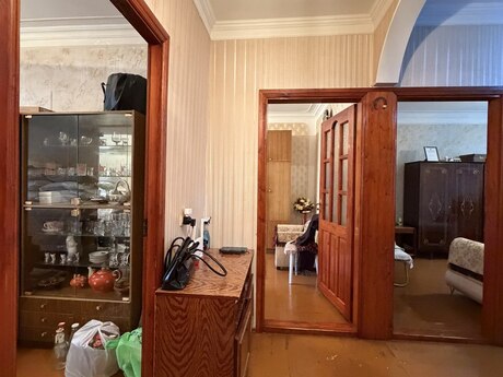 3-room apartment, 90 m², Bakıxanov: 205 000 ₼ 5