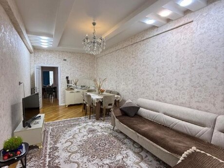 3 otaqlı mənzil, 105 m², Neftçilər: 232 000 ₼ 3