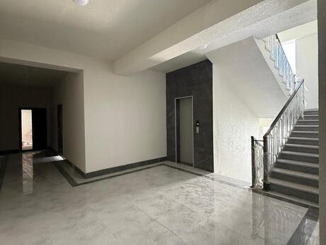 2-room apartment, 60 m², Həzi Aslanov: 130 000 ₼ 3