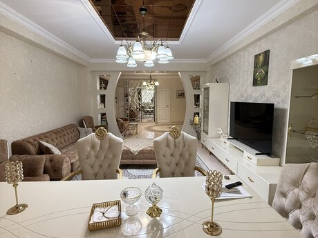 3 otaqlı mənzil, 140 m², Nizami: 345 000 ₼ 3