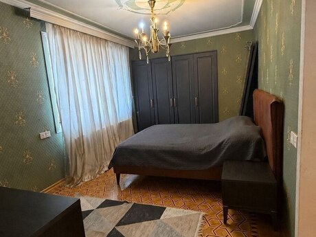 4-комнатная квартира, 118 м², Elmlər Akademiyası: 385 000 ₼ 3