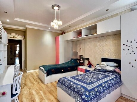 Elan №6508810 - Bakı, Əhmədli m., 6 otaqlı, 253 m², 13/17 mərtəbə