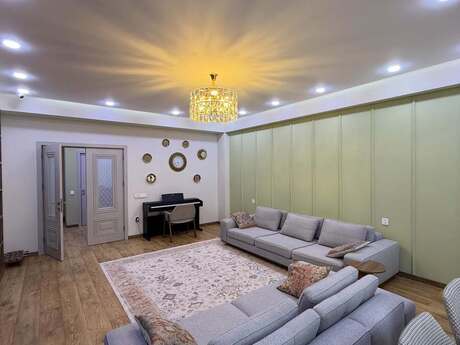 4 otaqlı mənzil, 155 m², İnşaatçılar: 395 000 ₼ 2