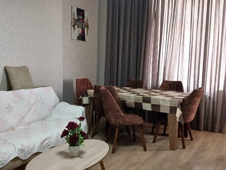 2 rooms · 73 m² · floor 10/17, Şah İsmayıl Xətai