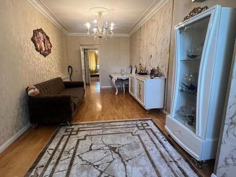 2 otaq · 64 m² · 2/5 mərtəbə, Azadlıq Prospekti