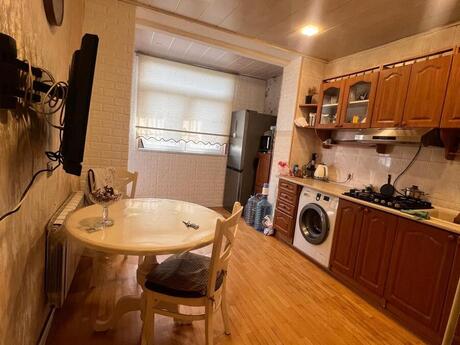 2-room old-build apartment for sale in Azadlıq Prospekti, 64 m², 205 000 AZN, photo 5 / 10