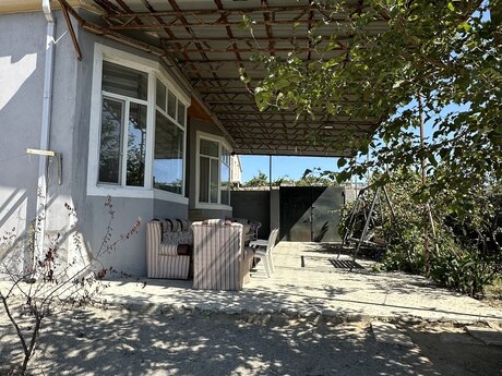 4-room house, 138 m², Zabrat: 105 000 ₼ 2