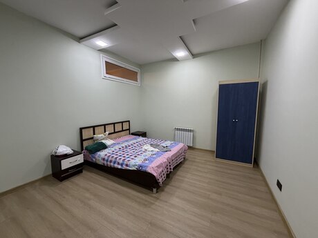 Аренда: 3-комнатная квартира, 100 м², Memar Əcəmi: 750 ₼/мес 2