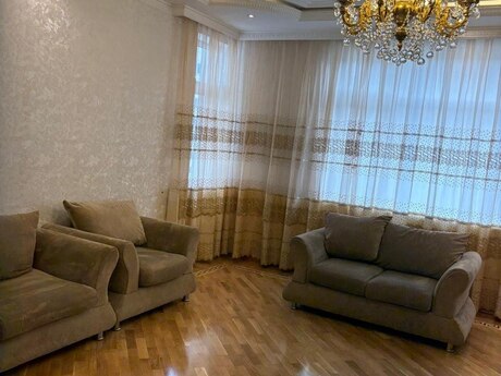Kirayə 3 otaqlı mənzil, 138 m², 8 Noyabr: 1 100 ₼/ay 5