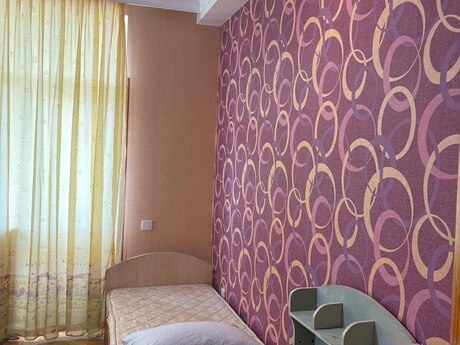 Kirayə 3 otaqlı mənzil, 138 m², 8 Noyabr: 1 100 ₼/ay 3