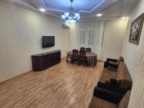 3 otaqlı mənzil, 135 m², Memar Əcəmi: 330 000 ₼ 2