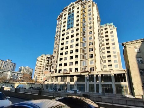 3-room apartment, 125 m², Nəriman Nərimanov: 375 000 ₼ 4