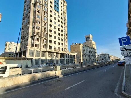 3-room apartment, 125 m², Nəriman Nərimanov: 375 000 ₼ 5