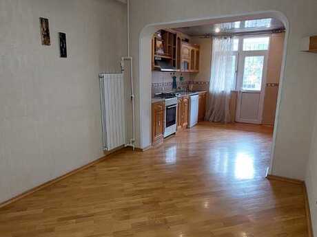 Аренда: 3-комнатная квартира, 105 м², Azadlıq Prospekti: 150 ₼/мес 2