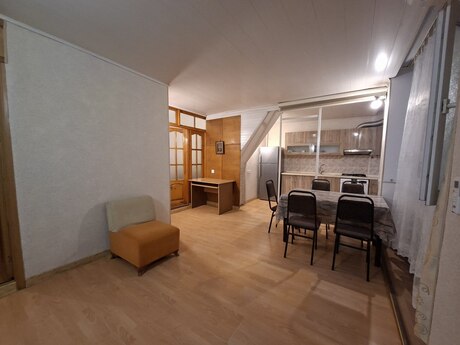 3 otaq · 60 m²