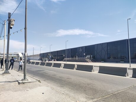 6 otaq · 390 m²