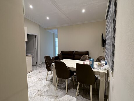 Аренда: 4-комнатная квартира, 110 м², Memar Əcəmi: 170 ₼/мес 2