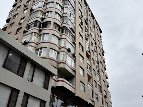 3-room apartment, 150 m², Nəriman Nərimanov: 450 000 ₼ 5