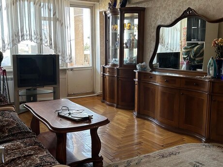 4 otaqlı mənzil, 100 m², 8 Noyabr: 275 000 ₼ 2