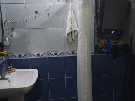 3-room apartment, 65 m², 8 Noyabr: 215 000 ₼ 5