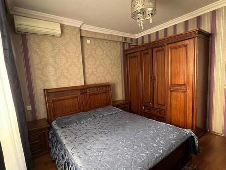 Аренда: 3-комнатная квартира, 120 м², İnşaatçılar: 749 ₼/мес 4