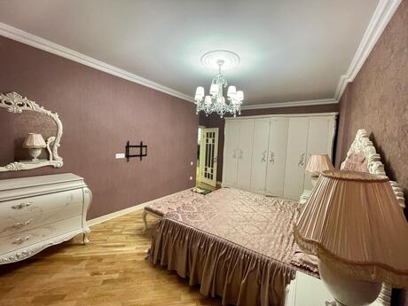3 otaqlı mənzil, 137 m², Şah İsmayıl Xətai: 450 000 ₼ 3