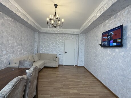 2-room apartment, 60 m², Qurtuluş 93: 85 500 ₼ 3
