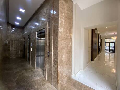 4-room apartment, 207 m², 8 Noyabr: 550 000 ₼ 3
