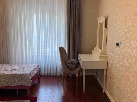 Kirayə 5 otaqlı mənzil, 211 m², Ağ şəhər: 3 500 ₼/ay 5