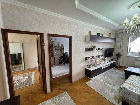 3-комнатная квартира, 90 м², Azadlıq Prospekti: 239 000 ₼ 2