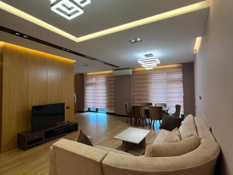 Kirayə 2 otaqlı mənzil, 105 m², Grand Hayat: 1 300 ₼/ay 3