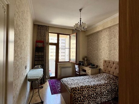 3-комнатная квартира, 110 м², Qara Qarayev: 400 000 ₼ 5