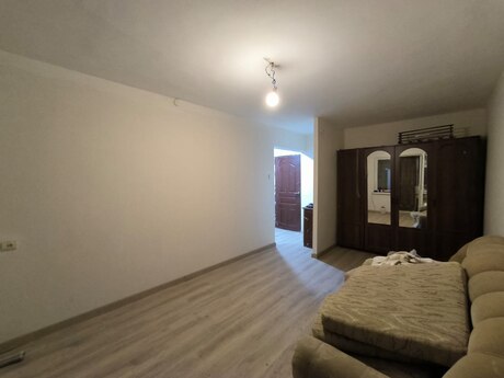 2-room apartment for rent, 40 m², Neftçilər: 450 ₼/mo 2