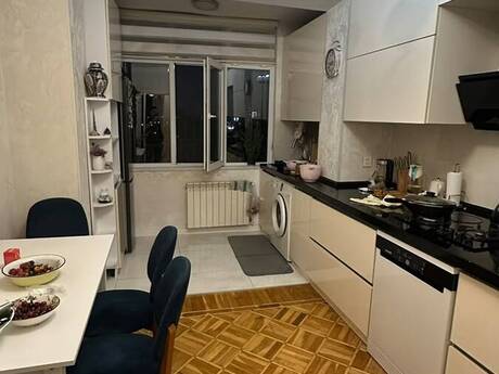 3-комнатная квартира, 72 м², Nərimanov: 210 000 ₼ 5