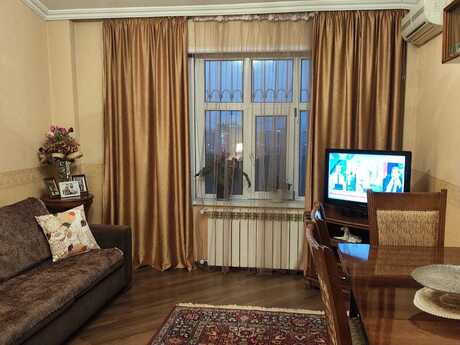 2-room apartment, 90 m², Xalqlar Dostluğu: 140 000 ₼ 3