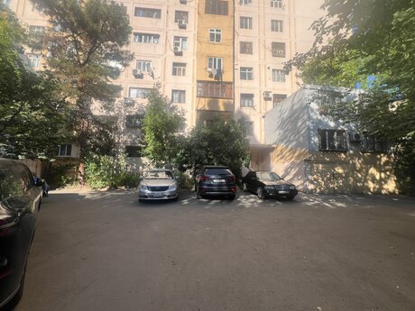 2-комнатная квартира, 56 м², 20 Yanvar: 129 000 ₼ 2