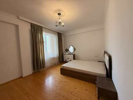 3-room new-build apartment for rent in Yeni Yasamal, 115 m², 700 AZN/mo, photo 2 / 9