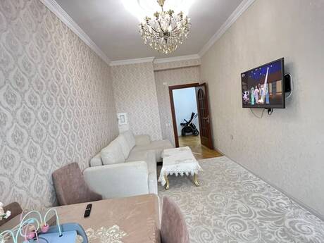 2-room apartment, 75 m², 20 Yanvar: 215 000 ₼ 2