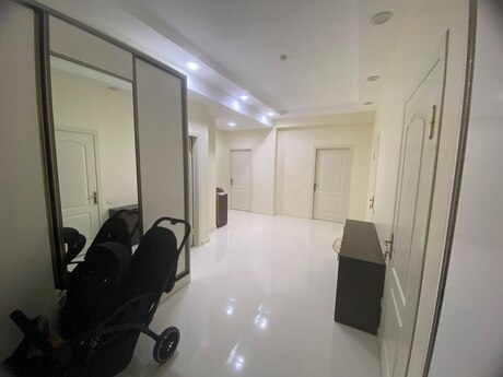 Аренда: 3-комнатная квартира, 124 м², Şah İsmayıl Xətai: 1 200 ₼/мес 3