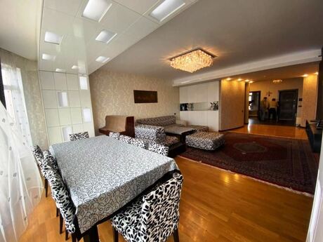 Аренда: 4-комнатная квартира, 180 м², Şah İsmayıl Xətai: 1 600 ₼/мес 2