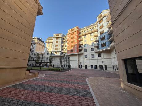 4 otaqlı mənzil, 214 m², Ağ şəhər: 950 000 ₼ 3
